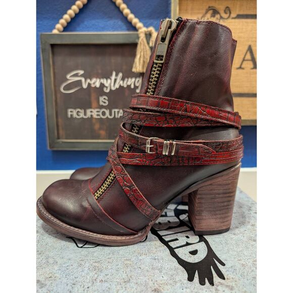 Freebird by Steven Balboa Ankle Booties Wine Zip Block Heel with Box Women's 9 - Picture 5 of 13